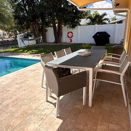 New! Waterfront Heated Pool & Jacuzzi 2 Mi To Beach - Fishing Pier Relaxing Spa & Hammock Fort Lauderdale Luaran gambar